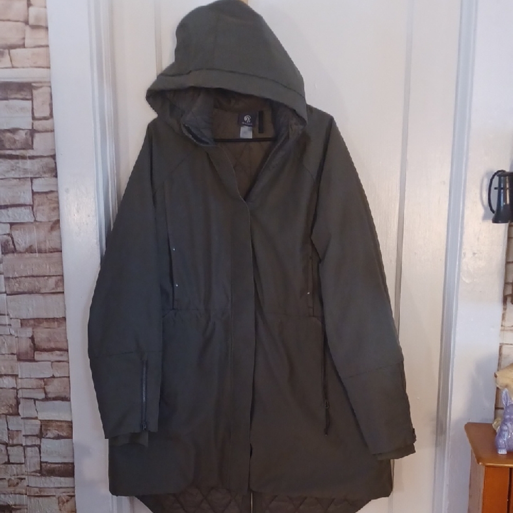 Champion Women's Hooded Lined Coat in Dark Green Water Resistant